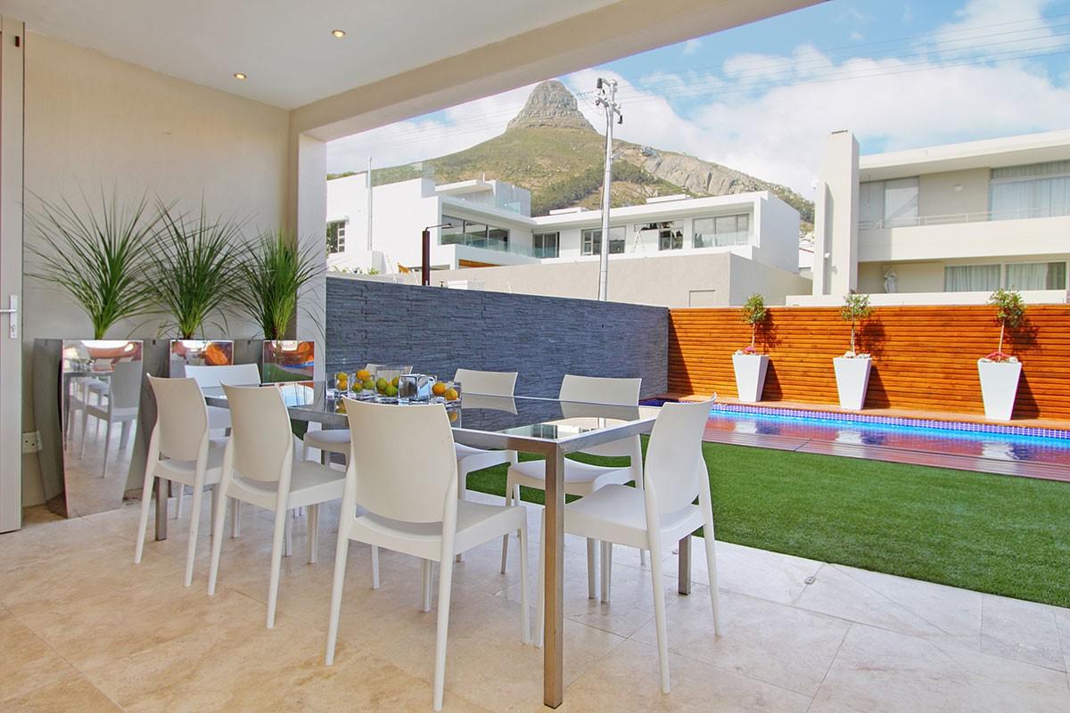 Photo 13 of Francaise Villa accommodation in Fresnaye, Cape Town with 4 bedrooms and 4 bathrooms