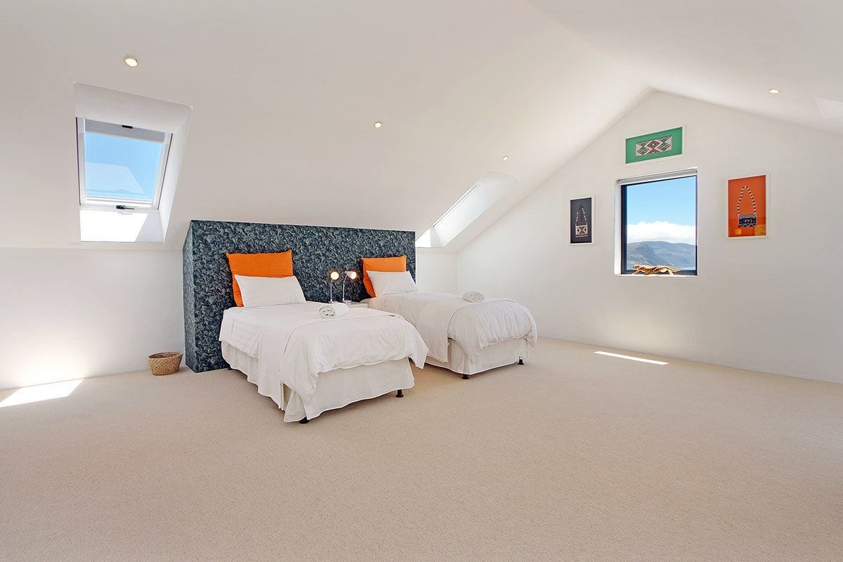 Photo 19 of House Pax accommodation in Simons Town, Cape Town with 4 bedrooms and 4 bathrooms