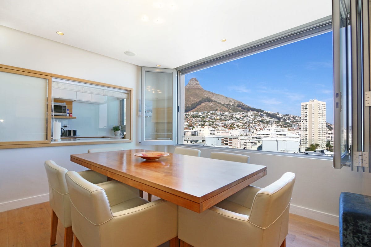 Photo 16 of La Rochelle Apartment accommodation in Sea Point, Cape Town with 2 bedrooms and 2 bathrooms