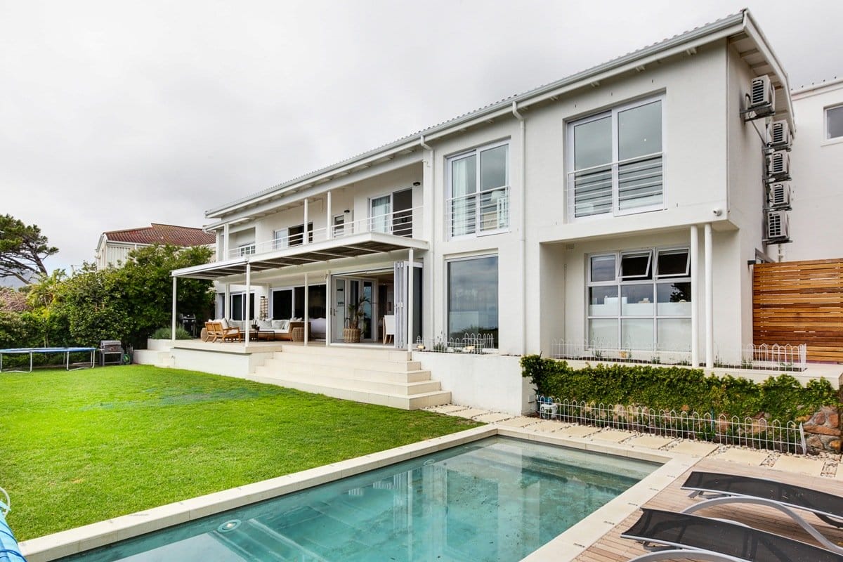 Photo 19 of Le Blanc Villa accommodation in Camps Bay, Cape Town with 5 bedrooms and 5 bathrooms