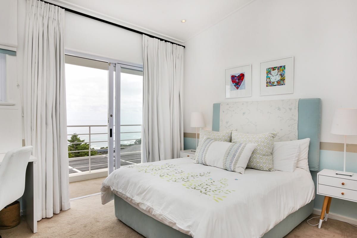 Photo 4 of Le Blanc Villa accommodation in Camps Bay, Cape Town with 5 bedrooms and 5 bathrooms