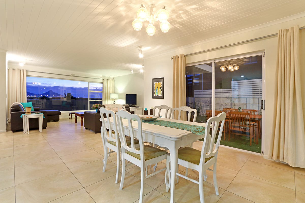 Photo 20 of Pentz Drive Villa accommodation in Bloubergstrand, Cape Town with 5 bedrooms and 2.5 bathrooms