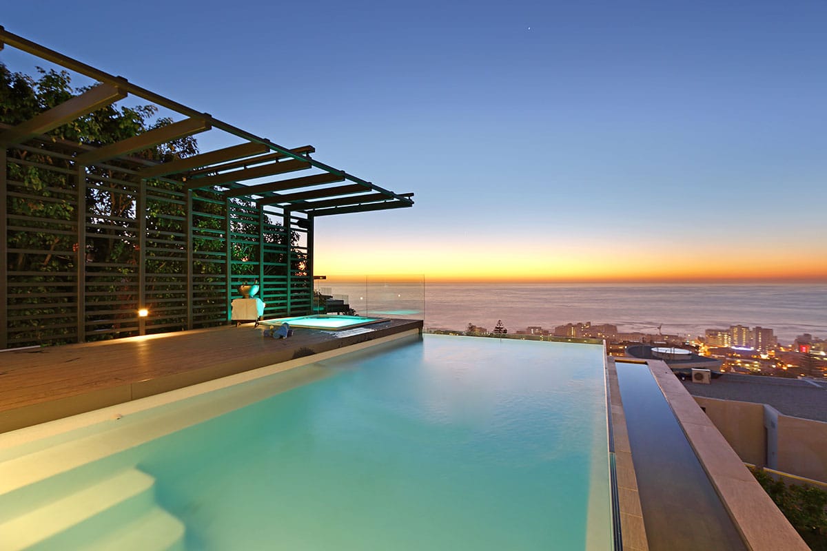 Photo 14 of Quartz Villa accommodation in Bantry Bay, Cape Town with 5 bedrooms and 5 bathrooms