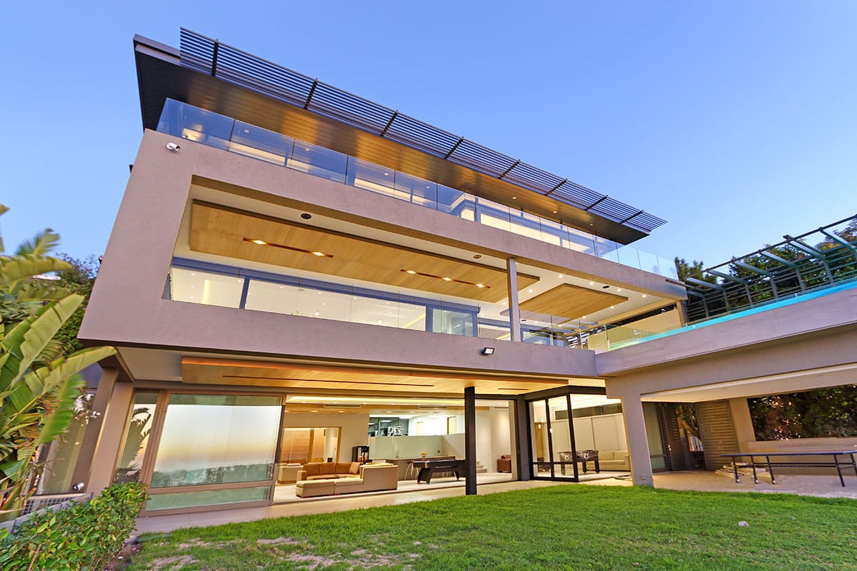 Photo 20 of Quartz Villa accommodation in Bantry Bay, Cape Town with 5 bedrooms and 5 bathrooms