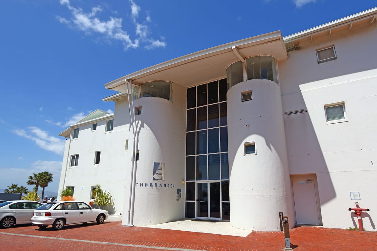 Photo 10 of The Granger Studio accommodation in Mouille Point, Cape Town with 1 bedrooms and 1 bathrooms