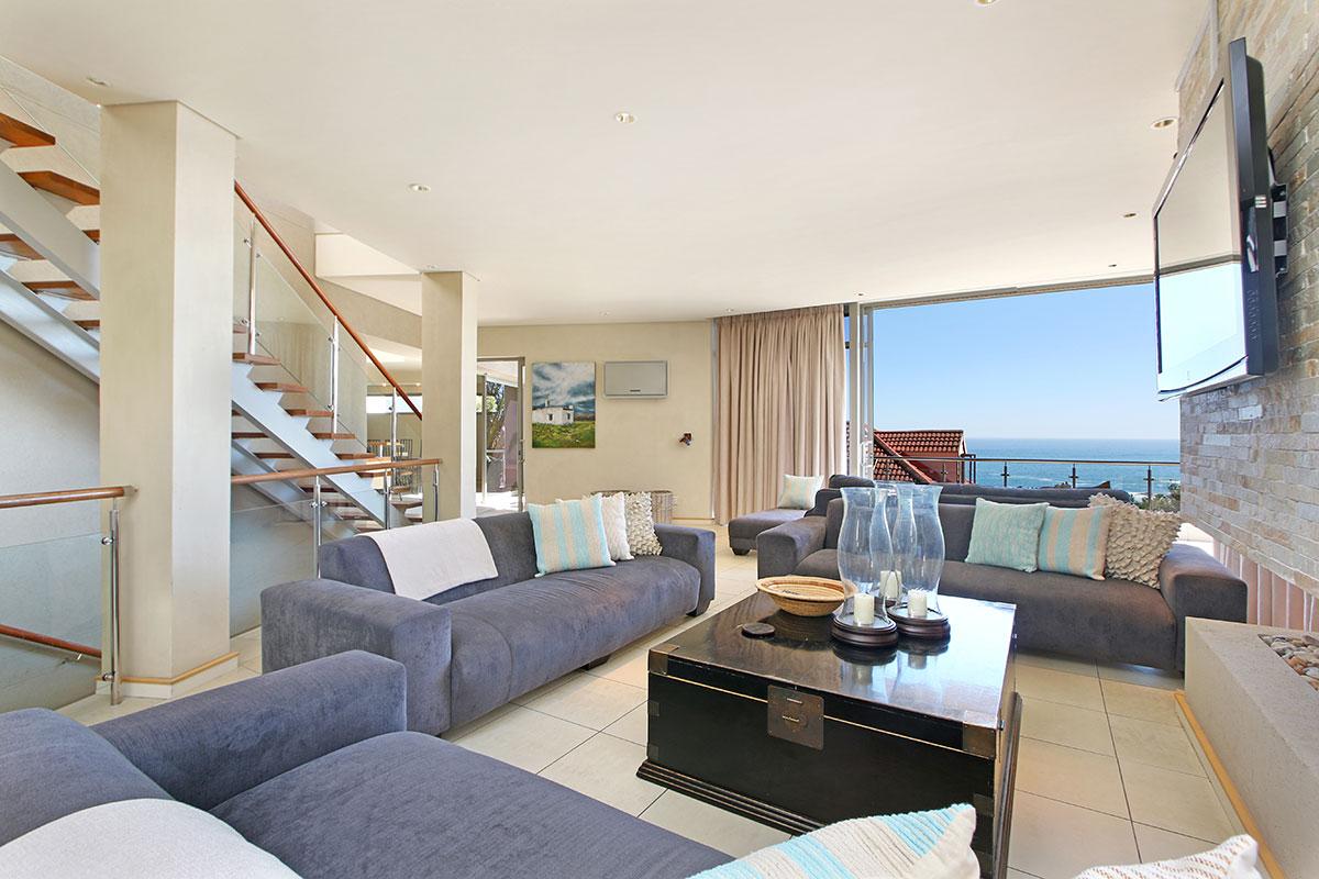 Photo 6 of The Rocks accommodation in Camps Bay, Cape Town with 4 bedrooms and 3.5 bathrooms