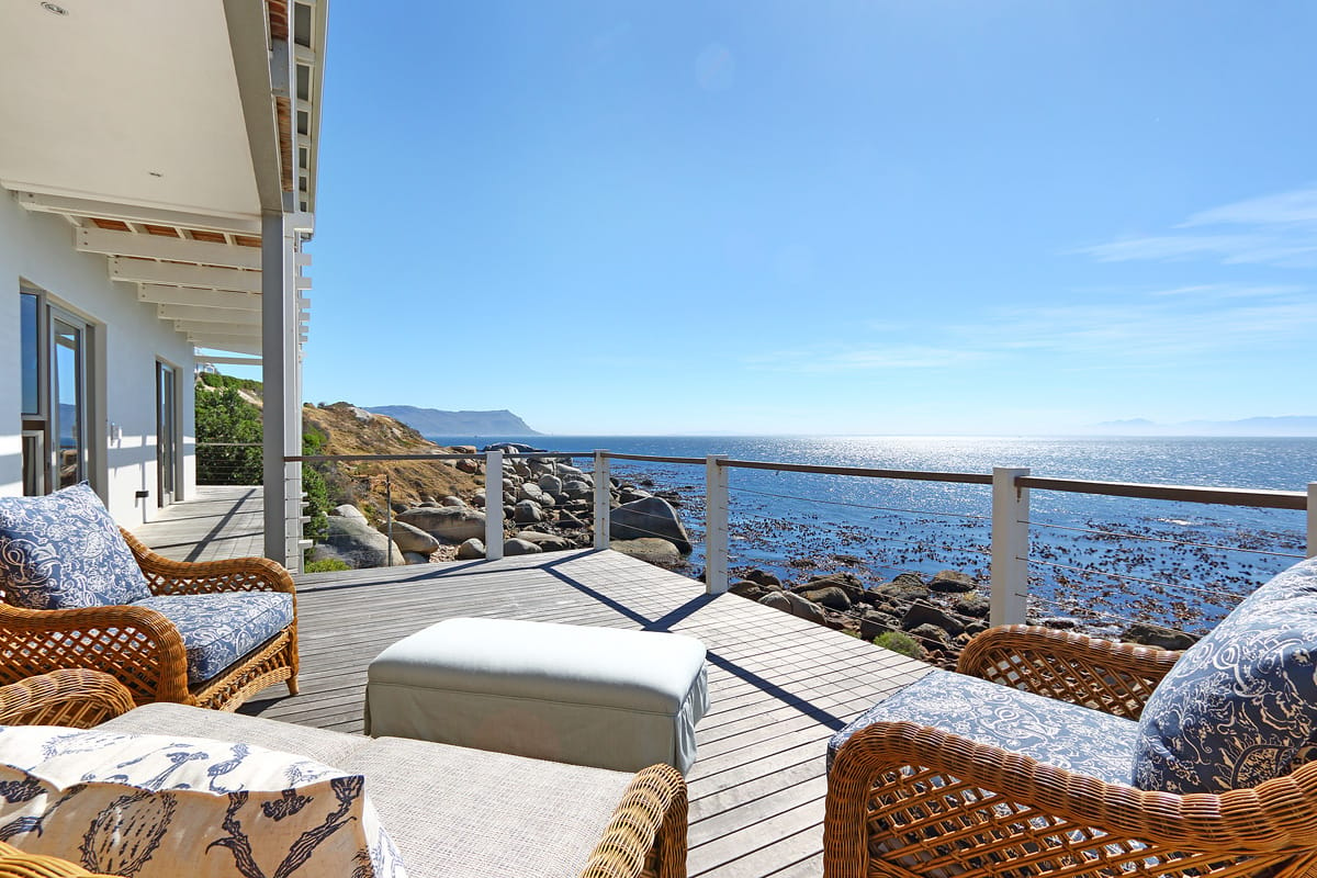 Photo 17 of The Rocks Villa accommodation in Simons Town, Cape Town with 4 bedrooms and 4 bathrooms