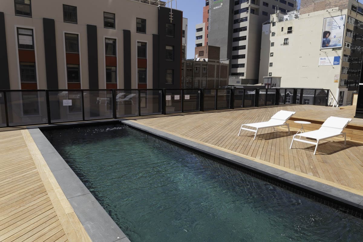 Photo 2 of Triangle Luxury Suites 1511 accommodation in City Centre, Cape Town with 1 bedrooms and 1 bathrooms