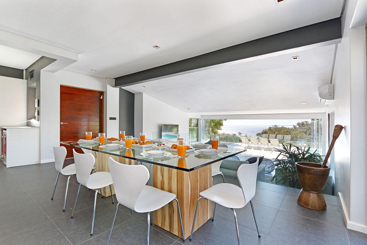 Photo 11 of Villa V accommodation in Camps Bay, Cape Town with 5 bedrooms and 5 bathrooms