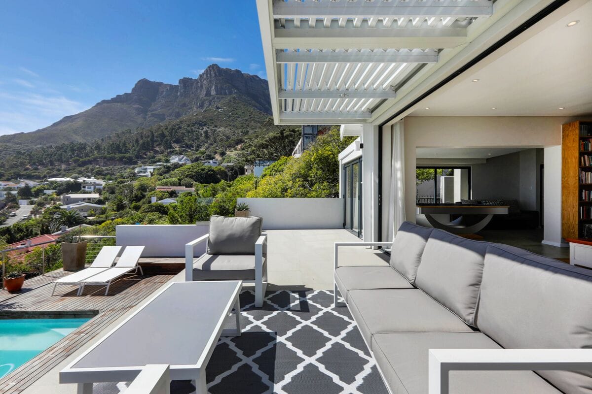 Photo 22 of Whale Rock accommodation in Llandudno, Cape Town with 5 bedrooms and 4 bathrooms