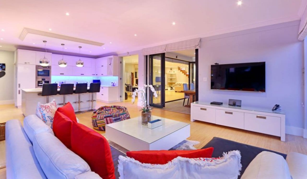 Photo 18 of Flamingo Villa accommodation in Melkbosstrand, Cape Town with 4 bedrooms and 3 bathrooms