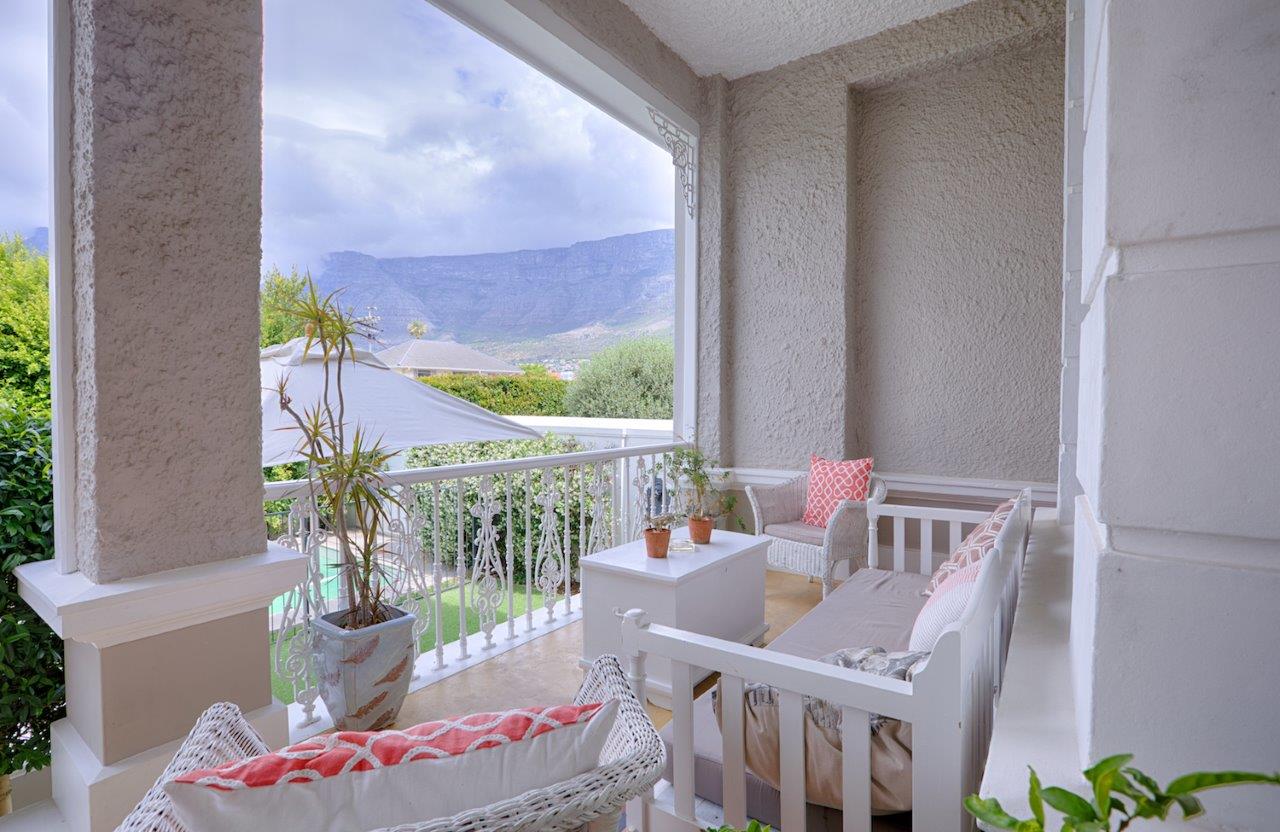 Photo 15 of Charming Victorian Villa accommodation in Tamboerskloof, Cape Town with 4 bedrooms and 3 bathrooms