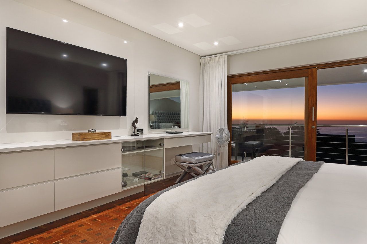 Photo 18 of Villa Canaan accommodation in Camps Bay, Cape Town with 5 bedrooms and 4 bathrooms