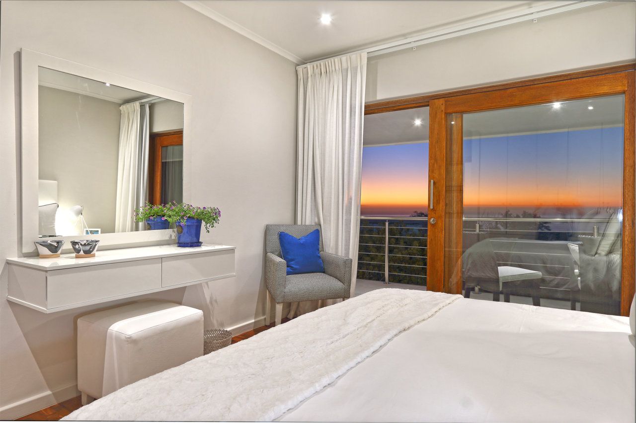 Photo 20 of Villa Canaan accommodation in Camps Bay, Cape Town with 5 bedrooms and 4 bathrooms
