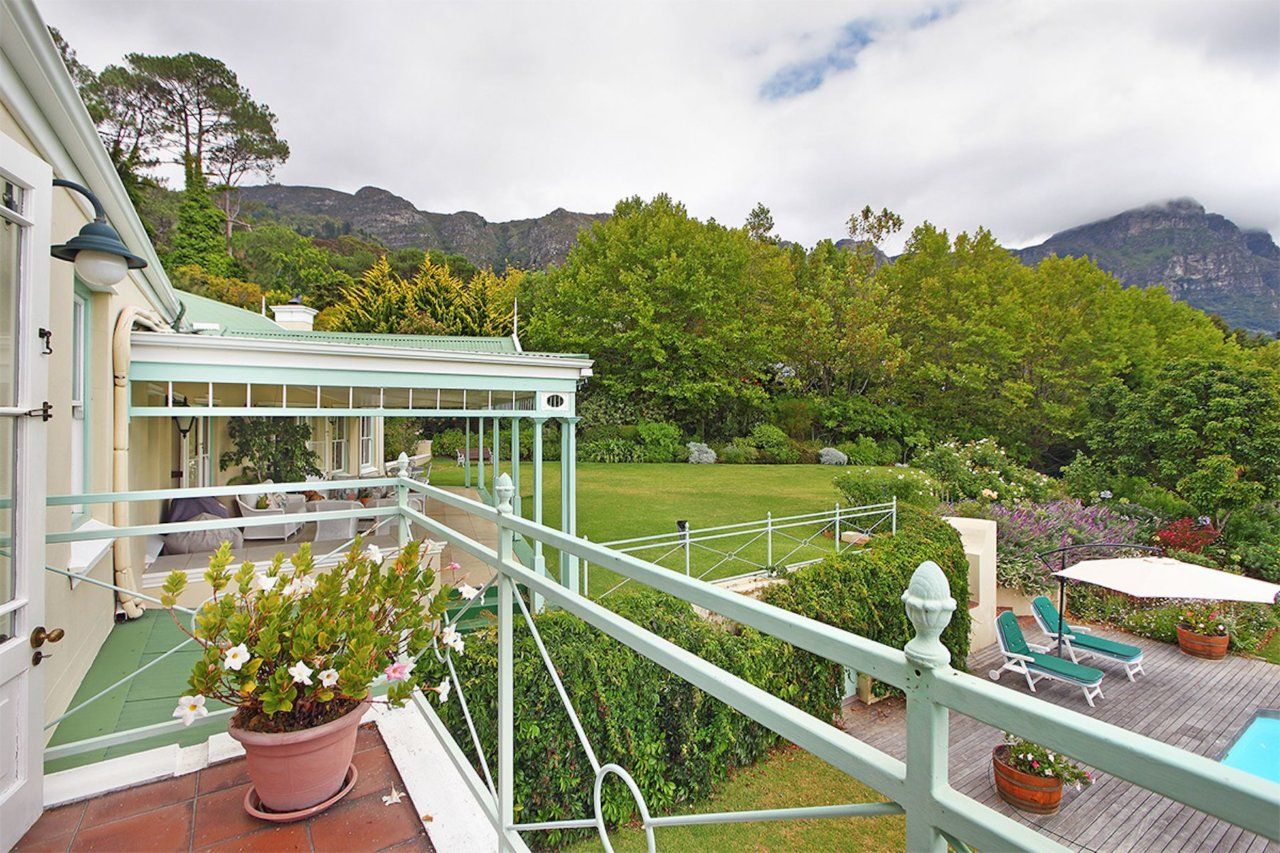 Photo 7 of Constantia Outlook accommodation in Constantia, Cape Town with 6 bedrooms and 6 bathrooms