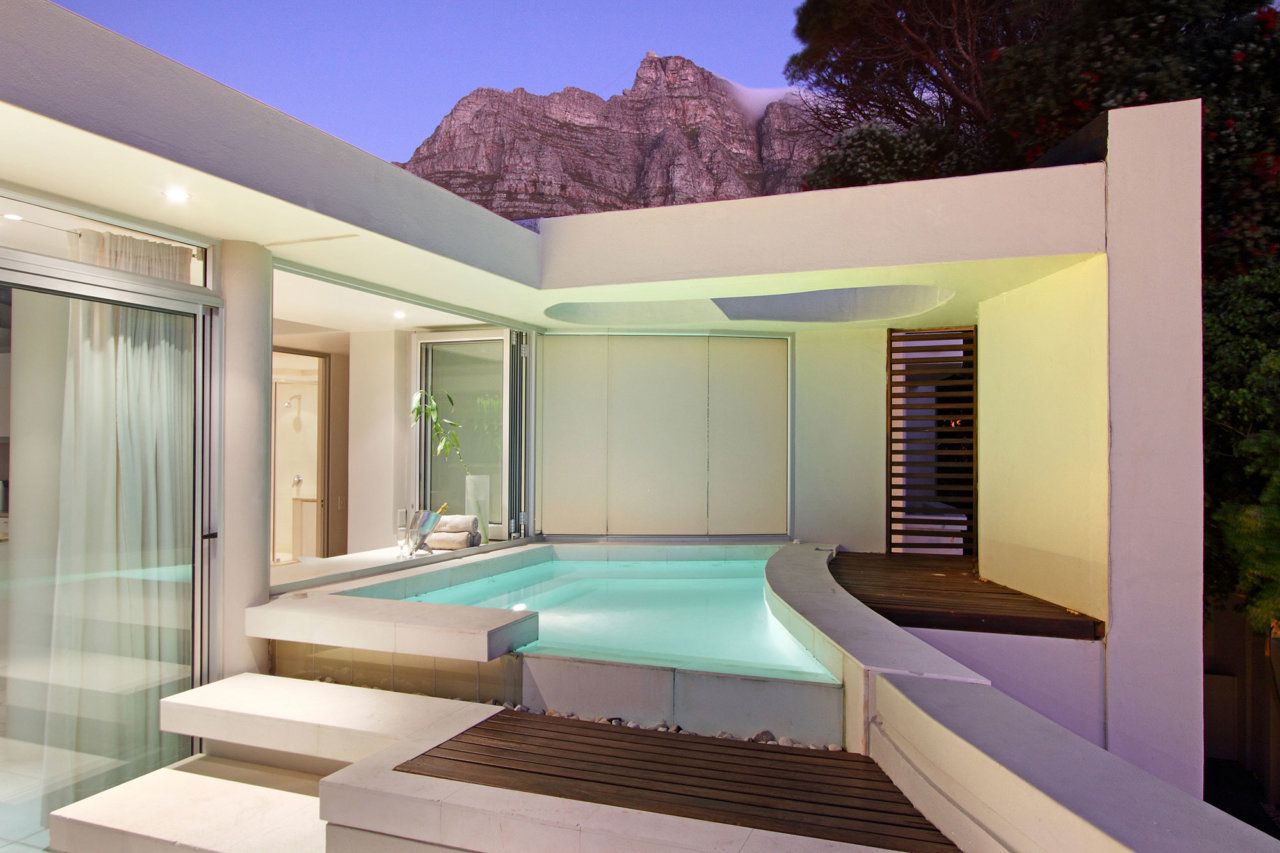 Photo 11 of Lion’s View Penthouse accommodation in Camps Bay, Cape Town with 2 bedrooms and 2 bathrooms