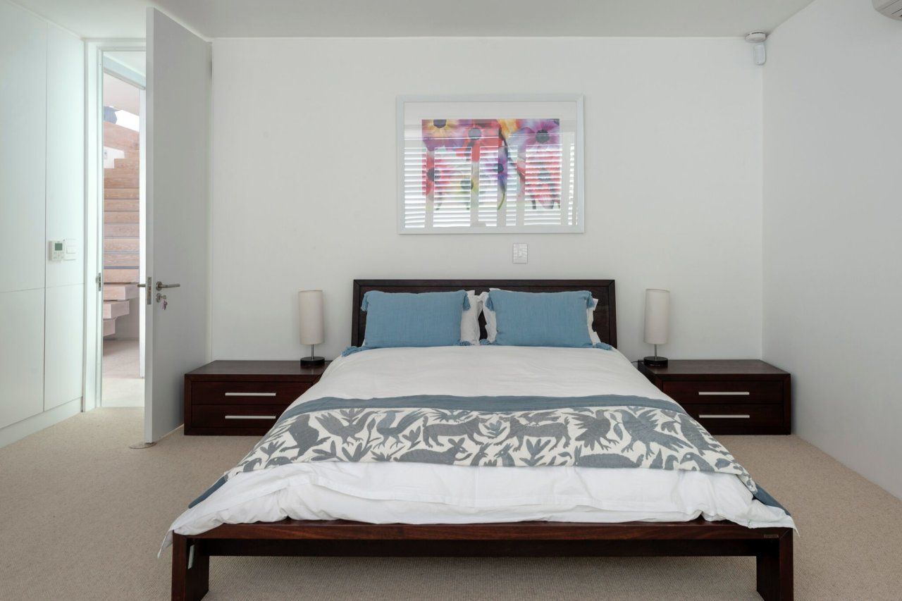Photo 12 of Villa Strathmore accommodation in Camps Bay, Cape Town with 5 bedrooms and 5 bathrooms