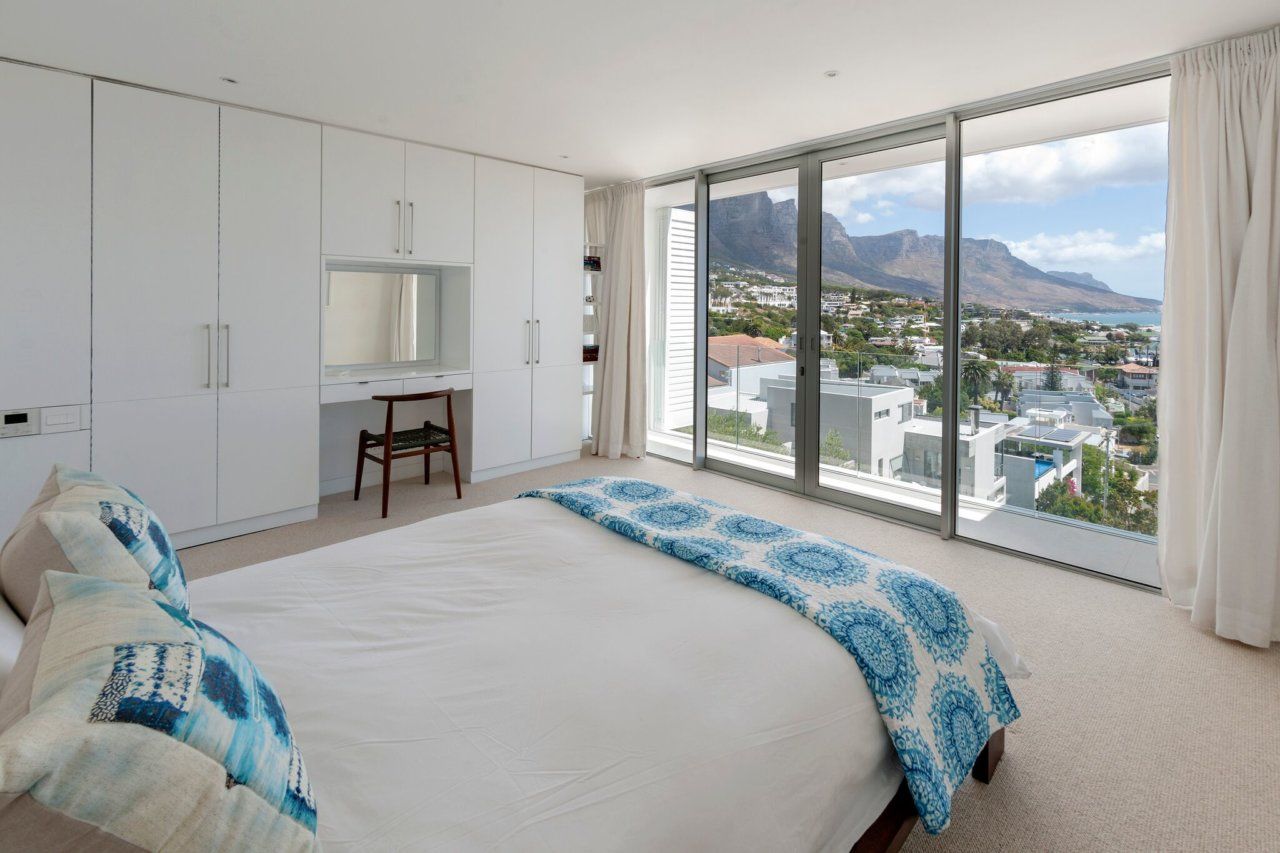Photo 15 of Villa Strathmore accommodation in Camps Bay, Cape Town with 5 bedrooms and 5 bathrooms
