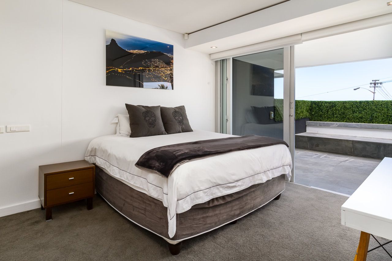 Photo 15 of Villa Willesden accommodation in Camps Bay, Cape Town with 4 bedrooms and 4 bathrooms