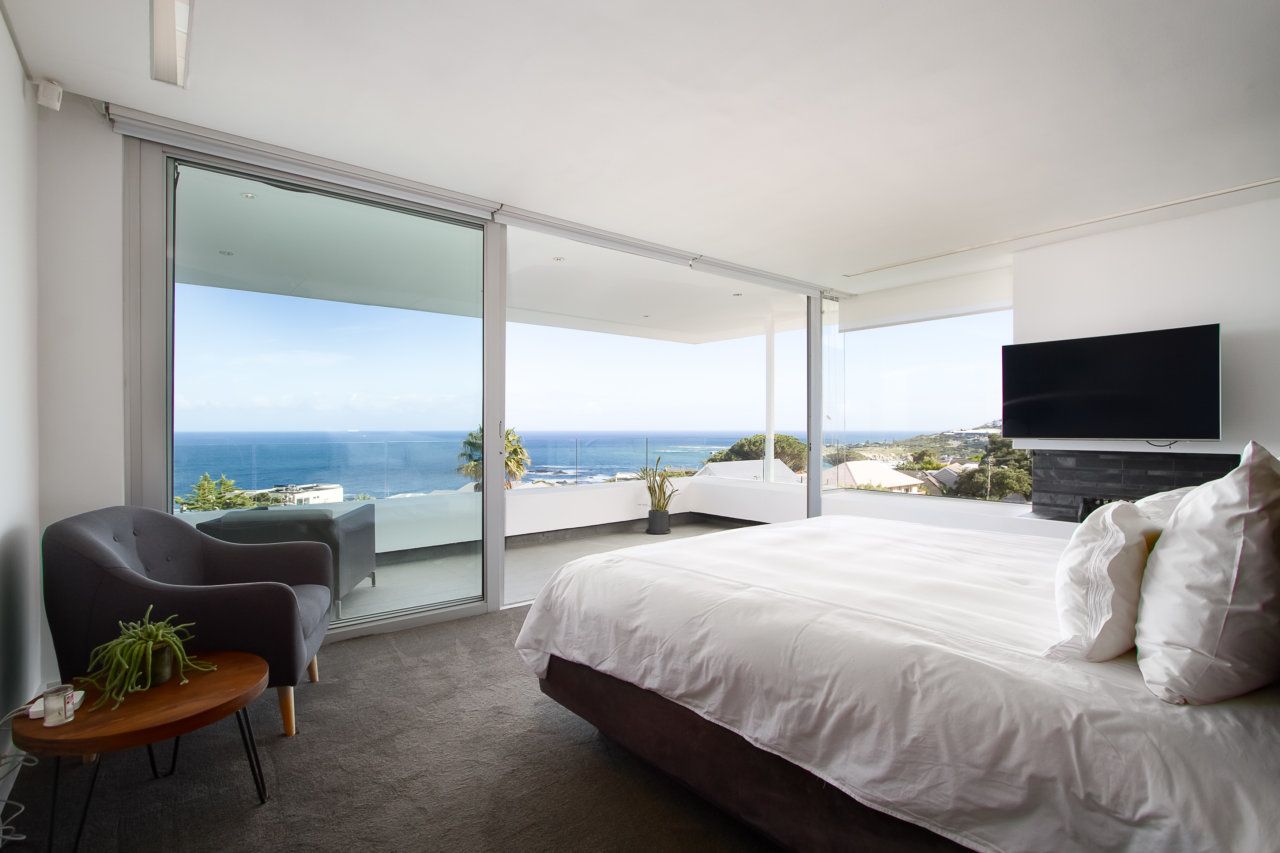 Photo 5 of Villa Willesden accommodation in Camps Bay, Cape Town with 4 bedrooms and 4 bathrooms