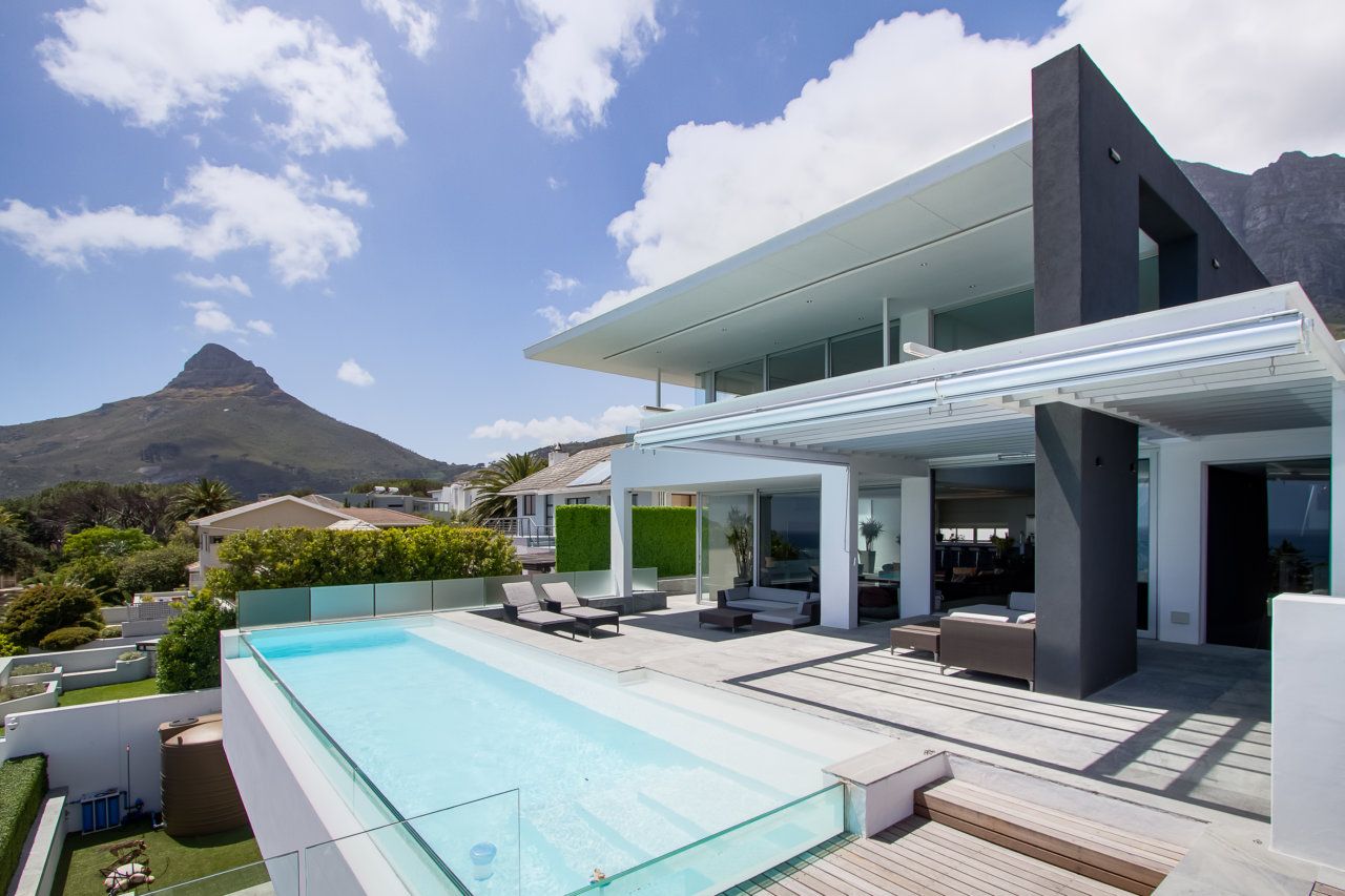 Photo 1 of Villa Willesden accommodation in Camps Bay, Cape Town with 4 bedrooms and 4 bathrooms
