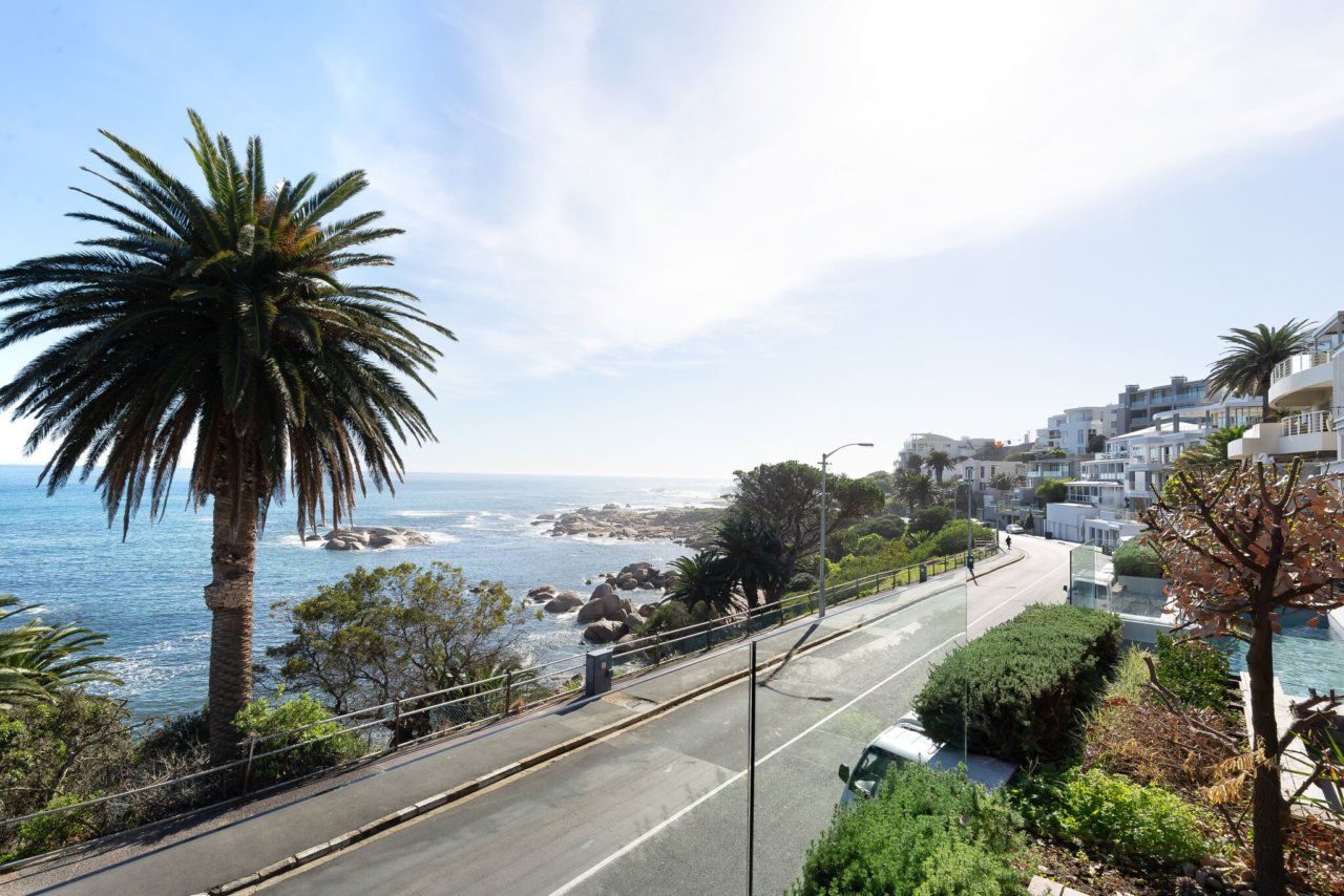 Photo 19 of Boulder Apartment accommodation in Camps Bay, Cape Town with 2 bedrooms and 2 bathrooms
