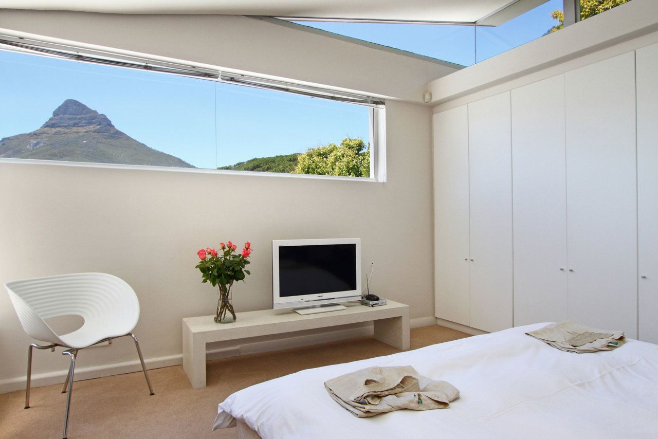 Photo 8 of Lion’s View Penthouse accommodation in Camps Bay, Cape Town with 2 bedrooms and 2 bathrooms