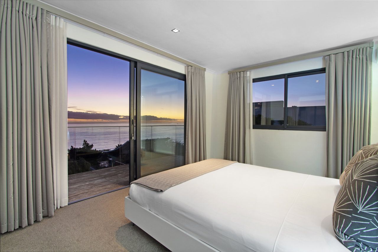Photo 20 of Ty Gwyn Villa accommodation in Camps Bay, Cape Town with 3 bedrooms and 3 bathrooms