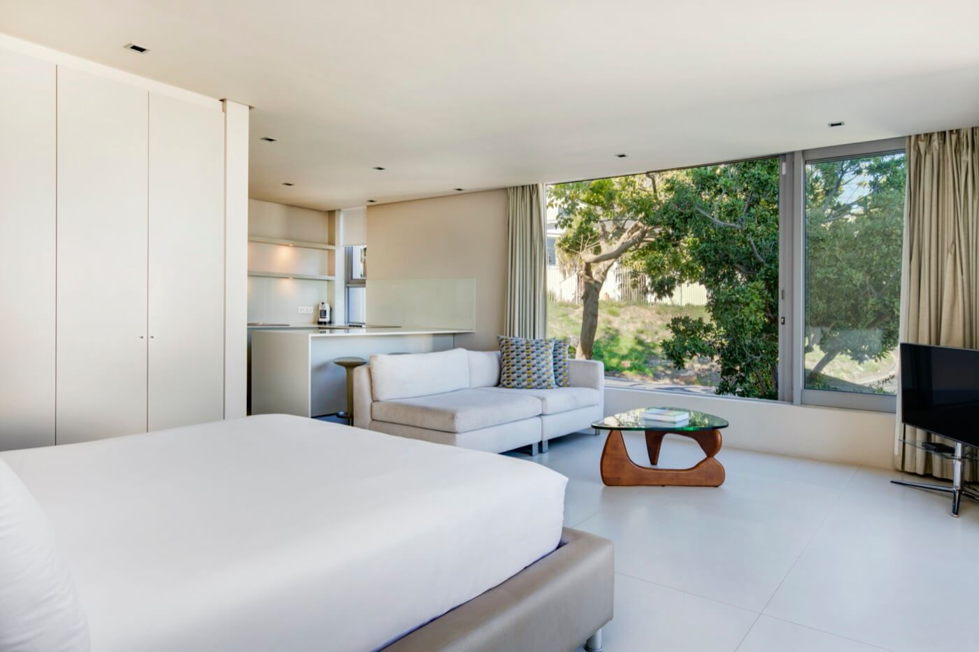 Photo 24 of The Crescent accommodation in Camps Bay, Cape Town with 6 bedrooms and 6.5 bathrooms