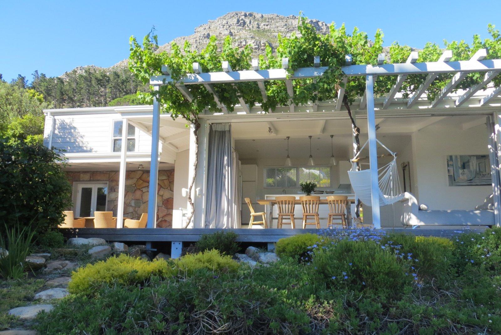 Photo 6 of Riverstone Villa accommodation in Hout Bay, Cape Town with 4 bedrooms and 3 bathrooms
