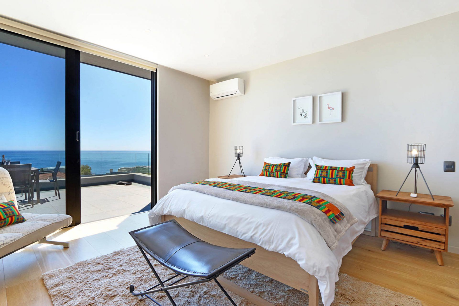 Photo 12 of 20 Finchley Villa accommodation in Camps Bay, Cape Town with 6 bedrooms and 5 bathrooms