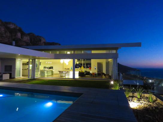 Photo 11 of Kaliva accommodation in Camps Bay, Cape Town with 4 bedrooms and 4 bathrooms