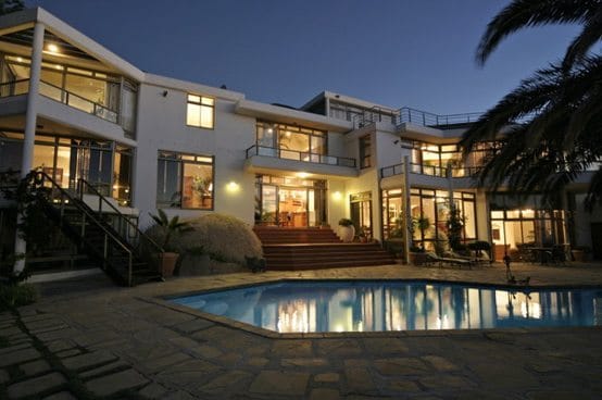Photo 33 of Villa Andacasa accommodation in Llandudno, Cape Town with 4 bedrooms and 4 bathrooms