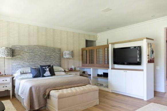 Photo 8 of Country Retreat accommodation in Constantia, Cape Town with 2 bedrooms and 2 bathrooms