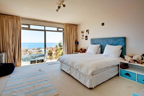 Photo 7 of Avenue Marina accommodation in Bantry Bay, Cape Town with 6 bedrooms and 5 bathrooms