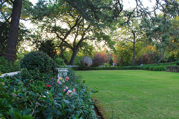 Photo 10 of Le Jardin Villa accommodation in Stellenbosch, Cape Town with 4 bedrooms and 4 bathrooms