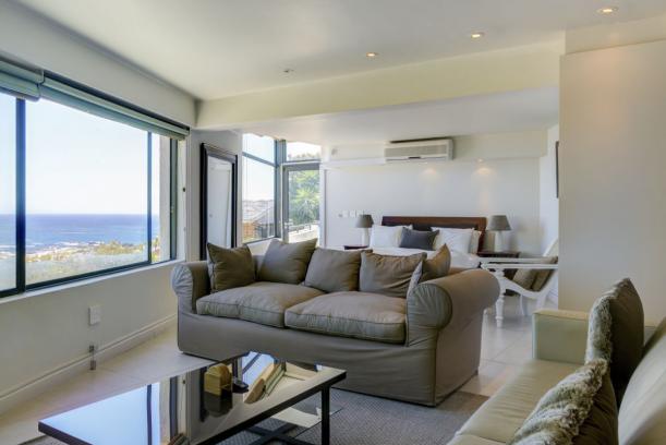 Photo 11 of Villa Ava accommodation in Camps Bay, Cape Town with 4 bedrooms and 4 bathrooms