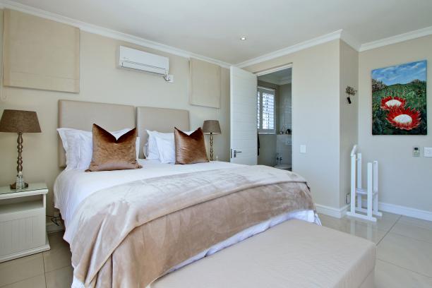 Photo 9 of Camps Bay Atlantic Villa accommodation in Camps Bay, Cape Town with 5 bedrooms and 4 bathrooms