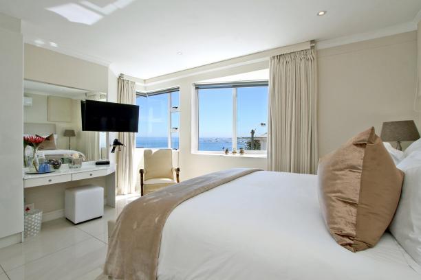 Photo 10 of Camps Bay Atlantic Villa accommodation in Camps Bay, Cape Town with 5 bedrooms and 4 bathrooms