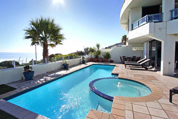 Photo 8 of Clifton Nautica accommodation in Clifton, Cape Town with 3 bedrooms and 2.5 bathrooms