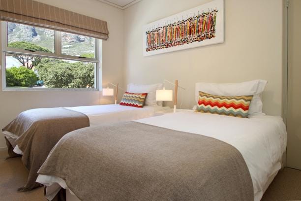 Photo 8 of Dunkeld accommodation in Camps Bay, Cape Town with 2 bedrooms and 2 bathrooms
