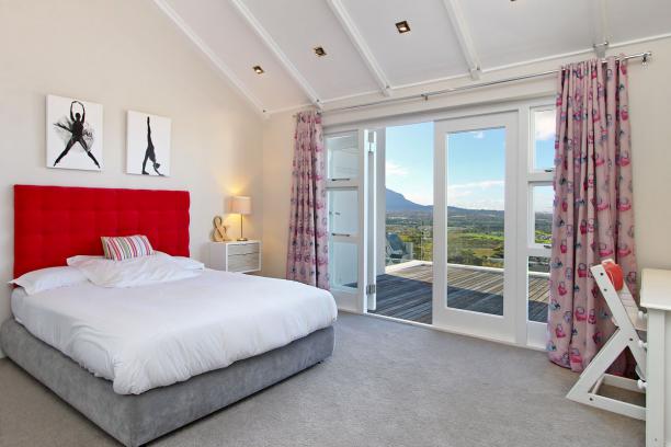 Photo 5 of Villa Chardonnay accommodation in Tokai, Cape Town with 4 bedrooms and 4 bathrooms