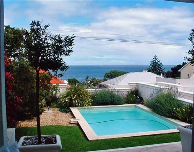 Photo 1 of Hove Cottage accommodation in Camps Bay, Cape Town with 3 bedrooms and 2 bathrooms