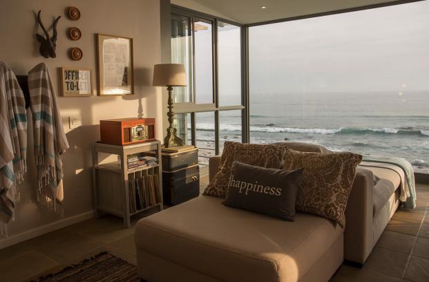 Photo 13 of Misty Cliffs accommodation in Misty Cliffs, Cape Town with 3 bedrooms and 3 bathrooms