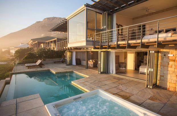Photo 1 of Misty Cliffs accommodation in Misty Cliffs, Cape Town with 3 bedrooms and 3 bathrooms