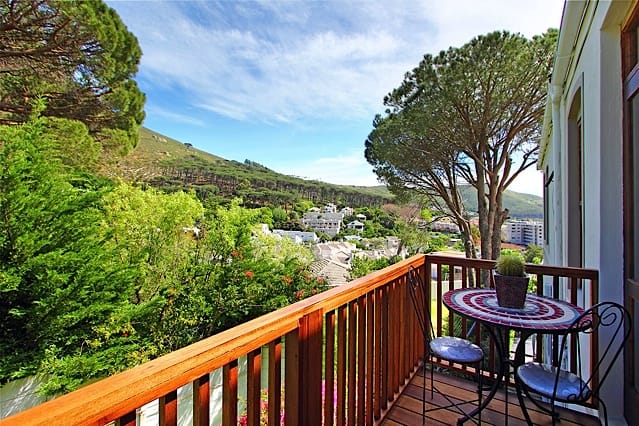 Photo 1 of St Thomas Villa accommodation in Higgovale, Cape Town with 4 bedrooms and 4 bathrooms