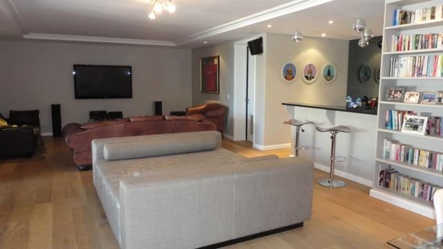 Photo 2 of De Wet House accommodation in Bantry Bay, Cape Town with 3 bedrooms and 3 bathrooms