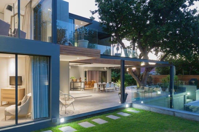 Photo 3 of Fresnaye Tranquility accommodation in Fresnaye, Cape Town with 5 bedrooms and 5.5 bathrooms