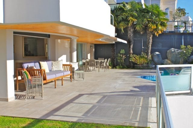 Photo 12 of Villa Arcadia accommodation in Bantry Bay, Cape Town with 4 bedrooms and 3 bathrooms