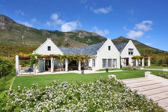 Photo 9 of Aristea accommodation in Noordhoek, Cape Town with 6 bedrooms and 6 bathrooms